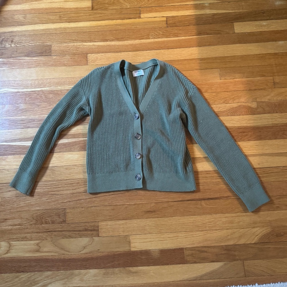 Old Navy green cropped button up knit sweater